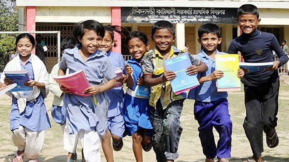দীর্ঘ ছুটিতে যাচ্ছে শিক্ষাপ্রতিষ্ঠান