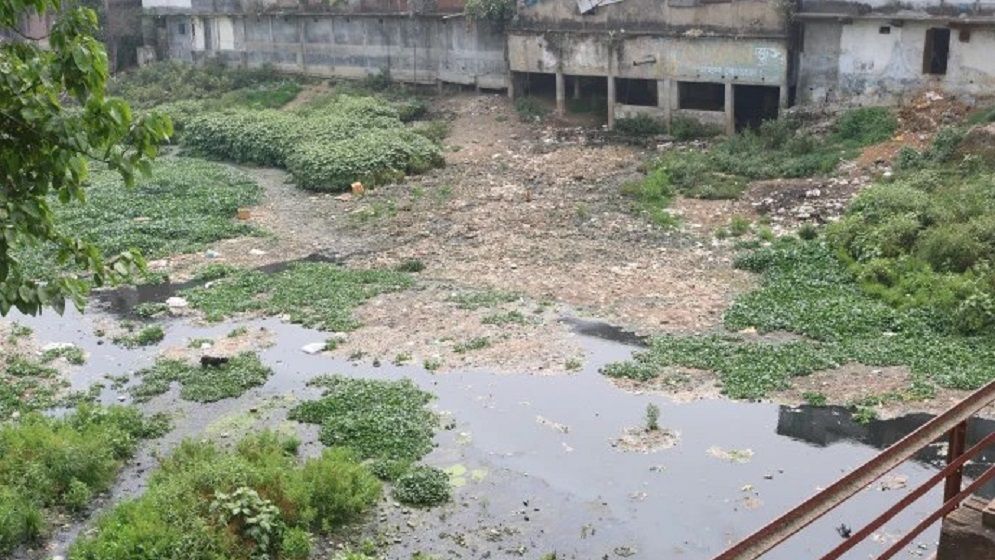 বিষাক্ত স্রোতধারায় রুদ্ধশ্বাস প্রাণ-প্রকৃতি
