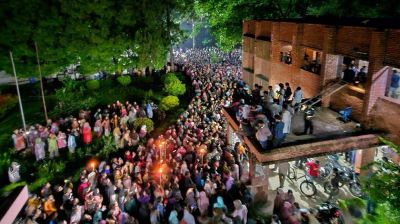 আবার জ্বলছে জাহাঙ্গীরনগর