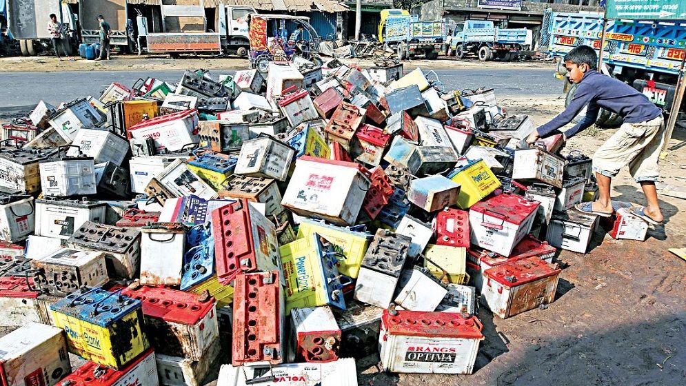 বর্তমান মব সংস্কৃতি ও অদৃশ্য বিষ সীসার প্রভাব