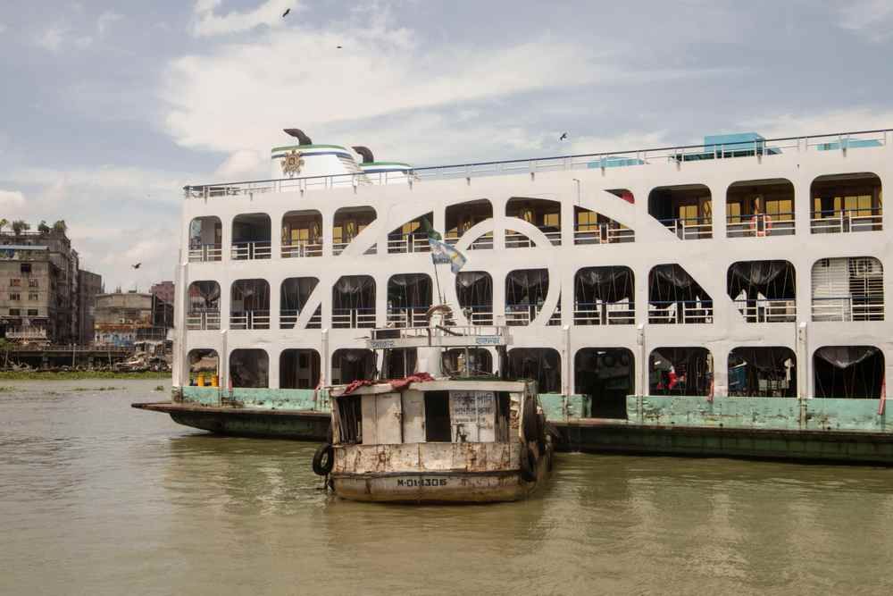 সদরঘাট ও বুড়িগঙ্গা নদী