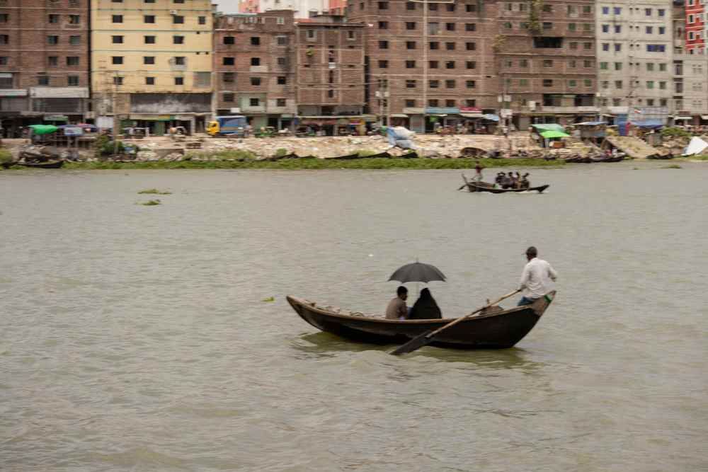 সদরঘাট ও বুড়িগঙ্গা নদী