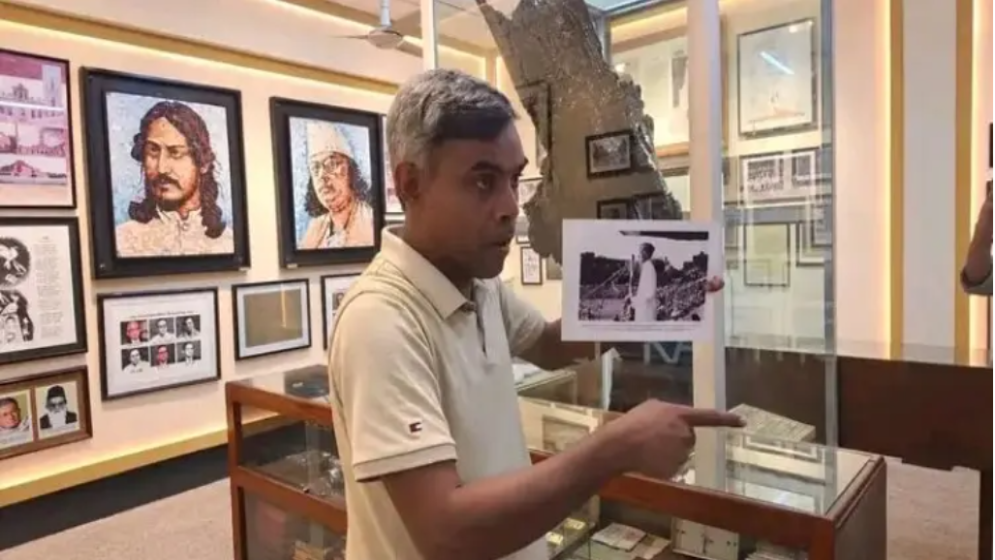 ডাকসুর সংগ্রহশালা কি ইতিহাসের সংগ্রহশালা, নাকি রাজনৈতিক পছন্দের ফটো অ্যালবাম?