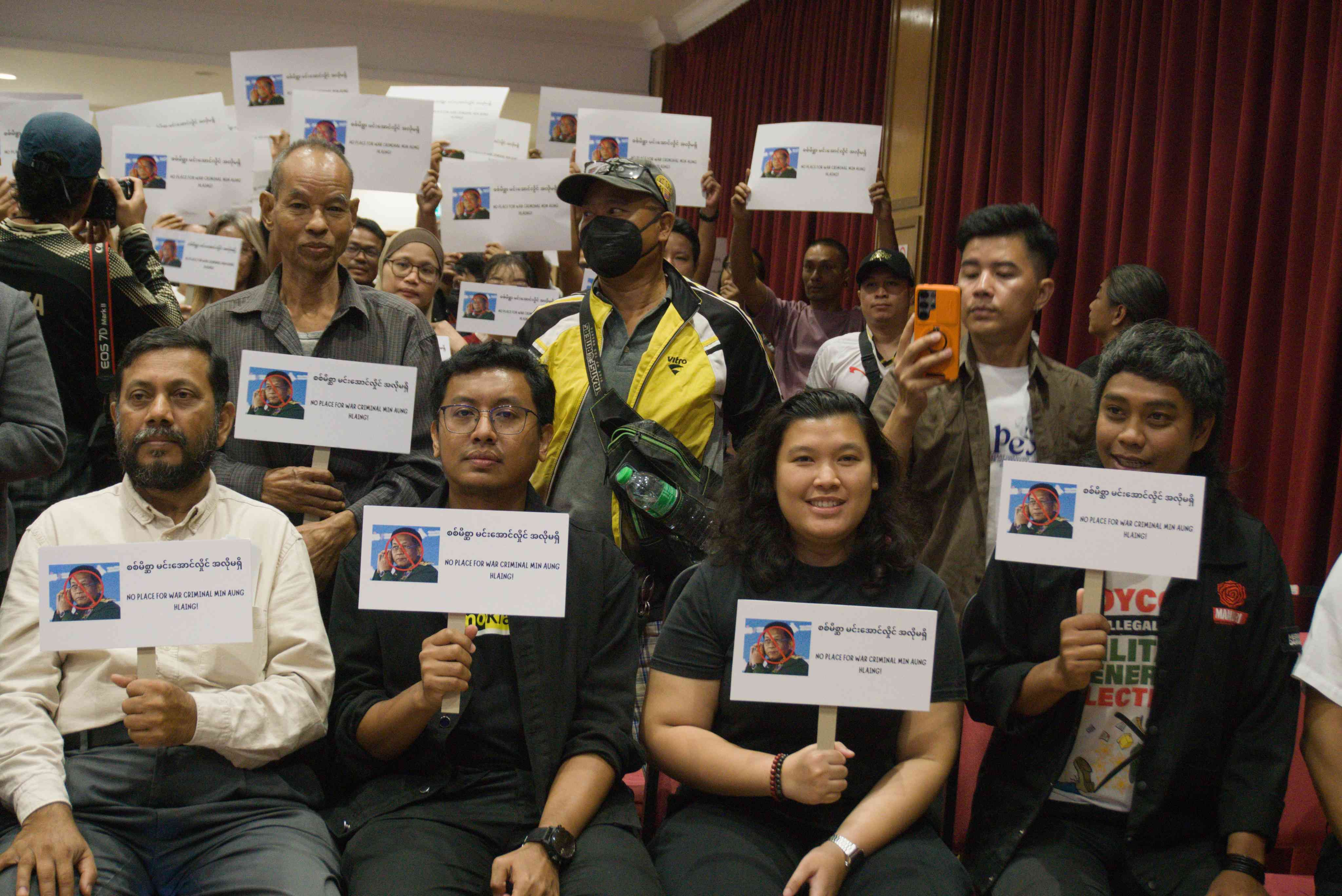Myanmar Migrant Workers Protest Min Aung Hlaing’s Visit to Malaysia, Urge Government to Stand with Myanmar People