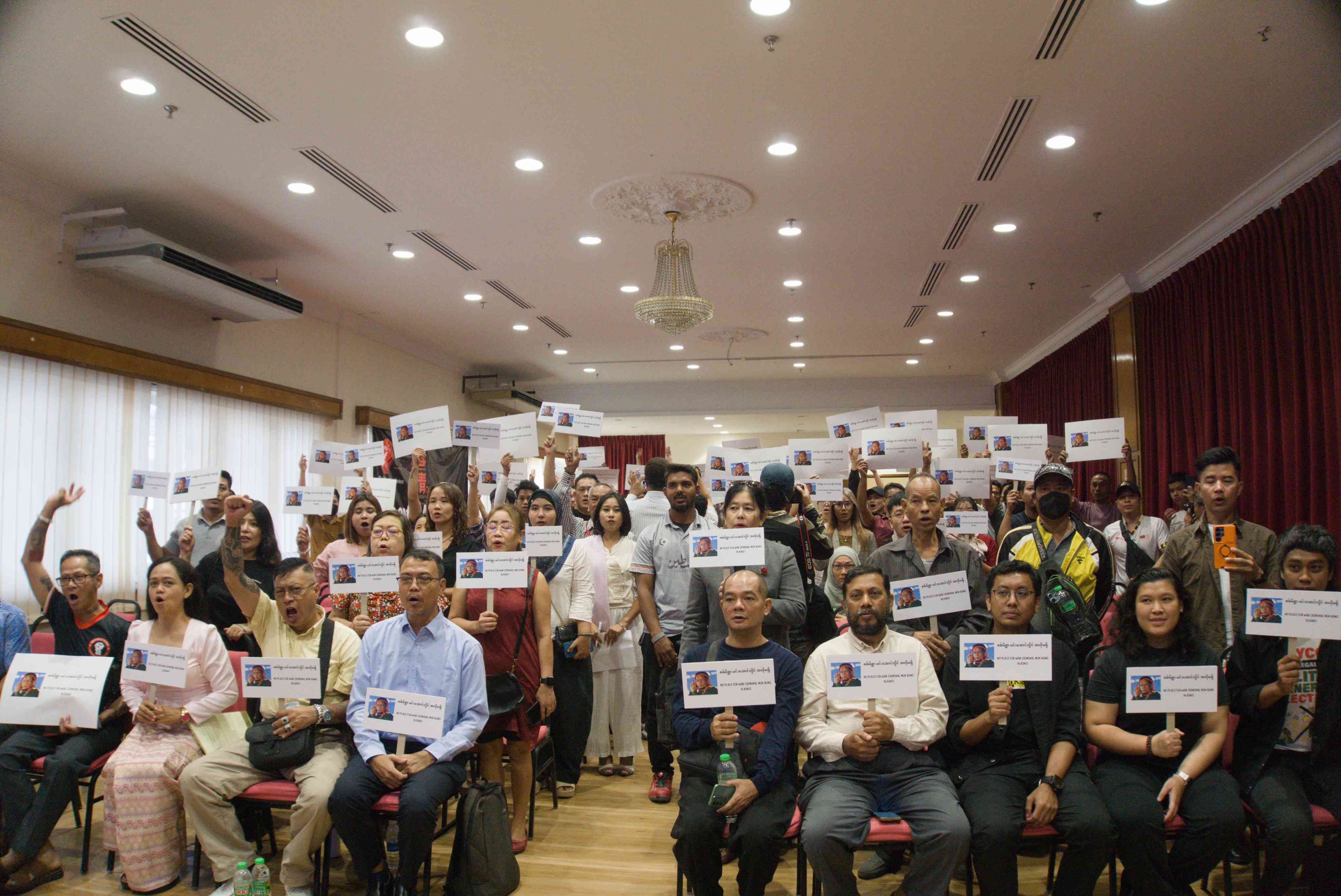 Myanmar Migrant Workers Protest Min Aung Hlaing’s Visit to Malaysia, Urge Government to Stand with Myanmar People