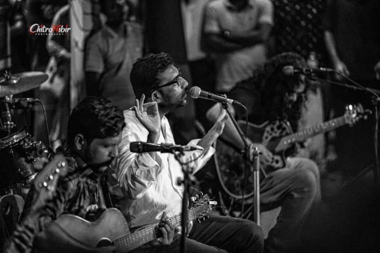 আর্তমানবতার সেবায় সংগীত
